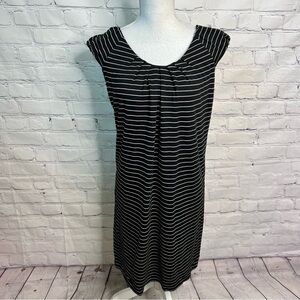 BCBGMAXAZRIA Janna Pinstriped Dress Medium